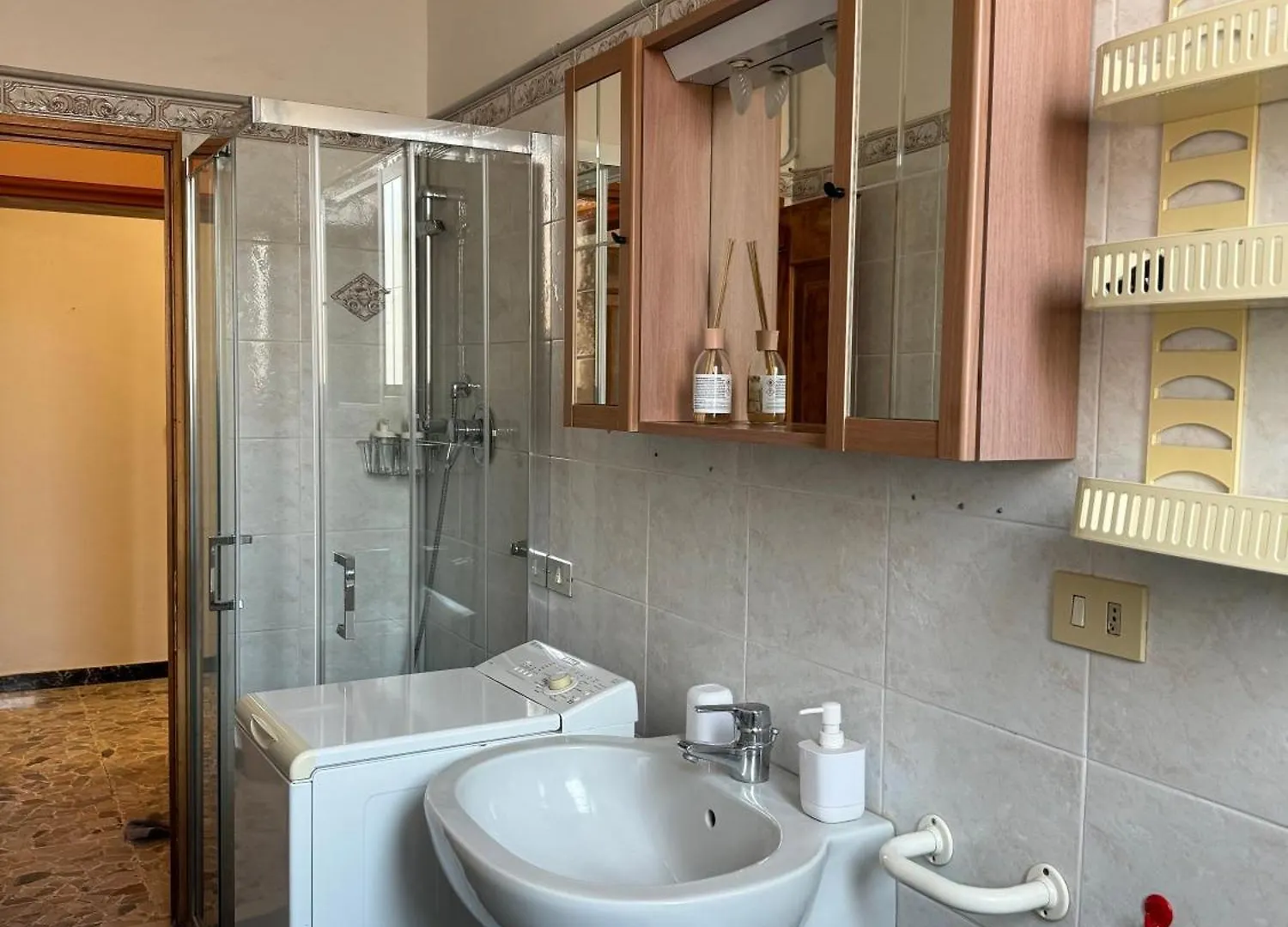 Apartment Bologna Station-Fiera Apartment-Free Parking